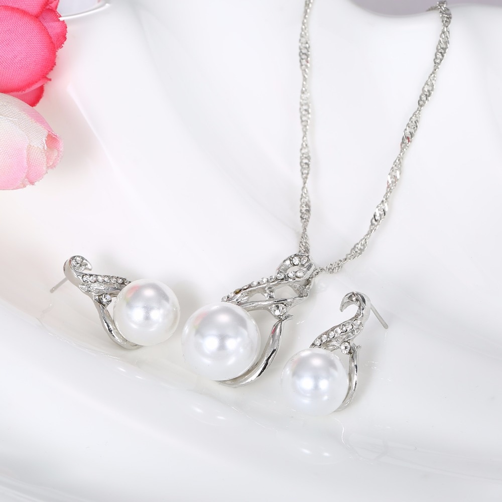 Women's Pearl Drop Earrings and Necklace Set
